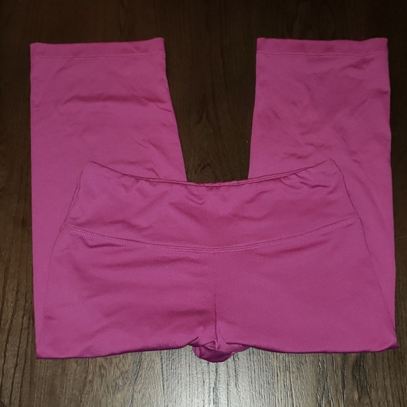 New Max Core Mauve Yoga Workout Capri Pant Size M - Picture 2 of 8